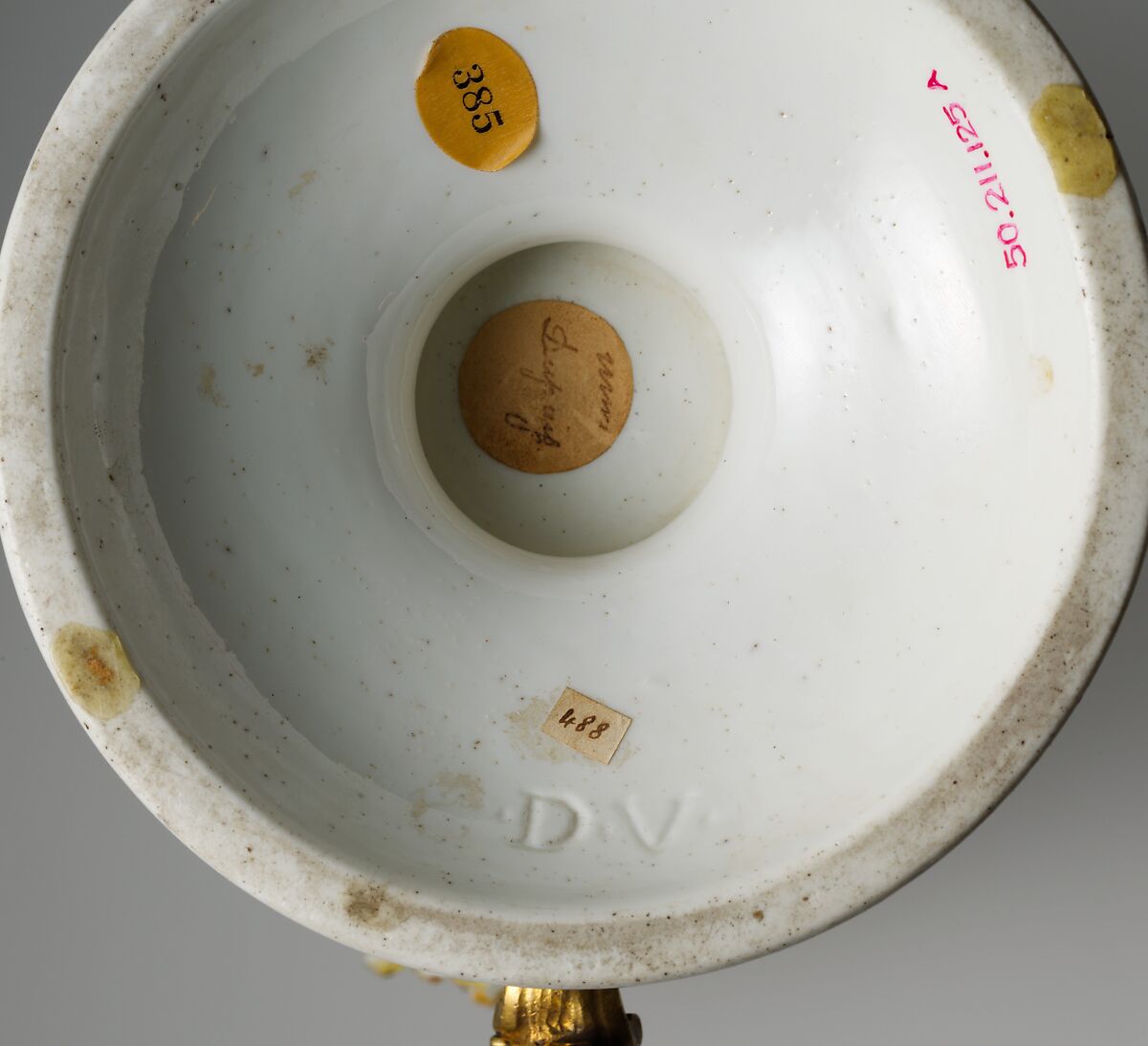 Fountain with cover and spigot, Mennecy, Tin-glazed soft-paste porcelain; gilt bronze, French, Mennecy