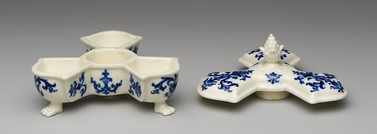 Spice box with cover (Poivrière), Saint-Cloud factory (French, mid-1690s–1766), Soft-paste porcelain, French, Saint-Cloud