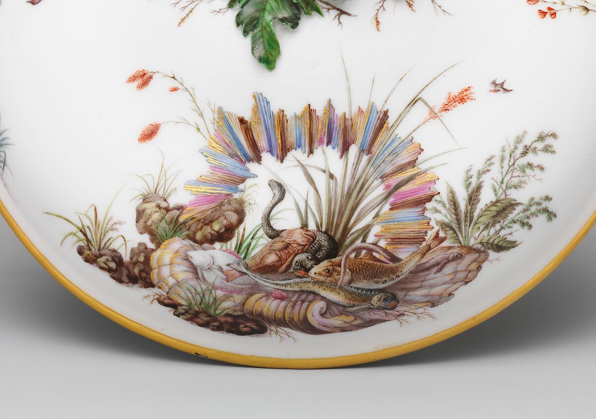 Broth bowl with cover and stand (écuelle ronde et plateau rond), Vincennes Manufactory (French, ca. 1740–1756), Soft-paste porcelain decorated in polychrome enamels, gold, French, Vincennes