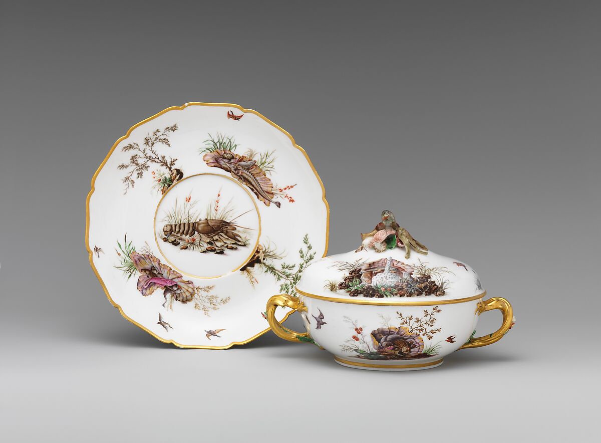 Broth bowl with cover and stand (écuelle ronde et plateau rond), Vincennes Manufactory (French, ca. 1740–1756), Soft-paste porcelain decorated in polychrome enamels, gold, French, Vincennes 