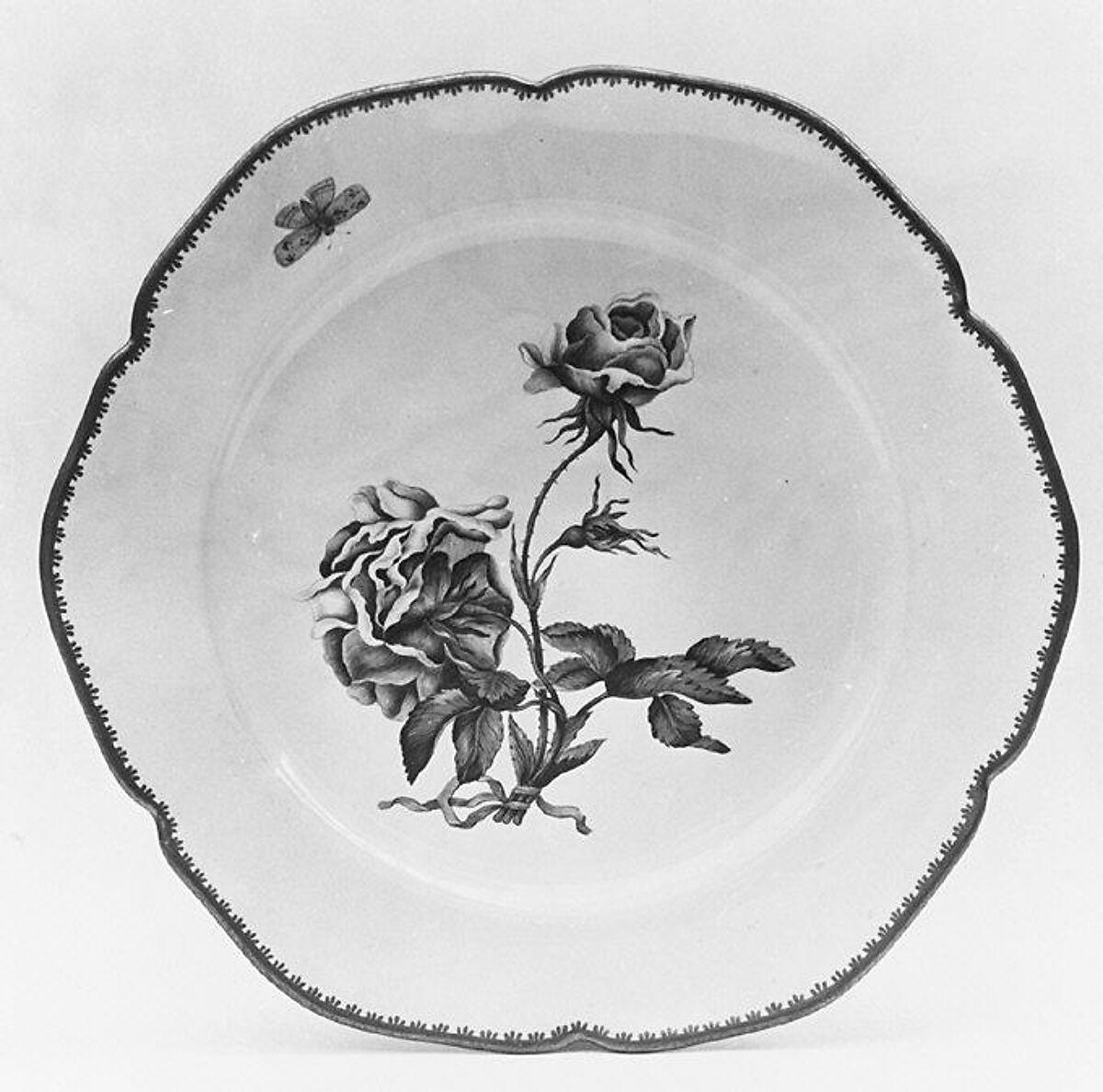 Plate, Period of Paul Hannong (1755–1759), Faience (tin-glazed earthenware), French, Strasbourg 