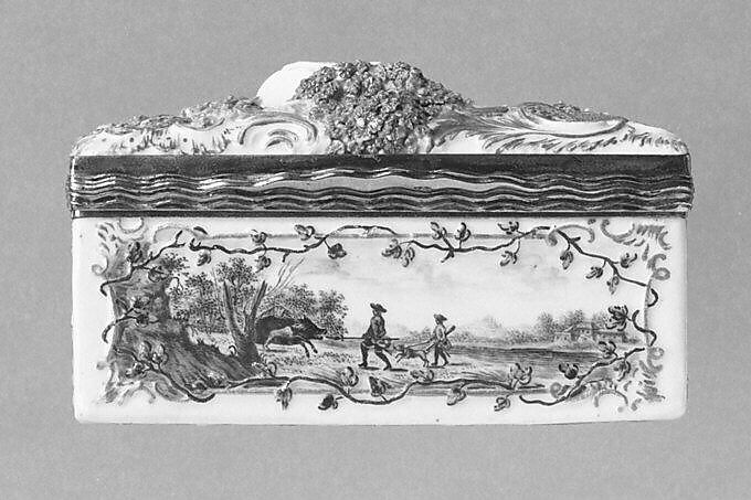 Snuffbox, Fürstenberg Porcelain Manufactory (German, founded 1747), Hard-paste porcelain, silver-gilt mounts, German, Fürstenberg