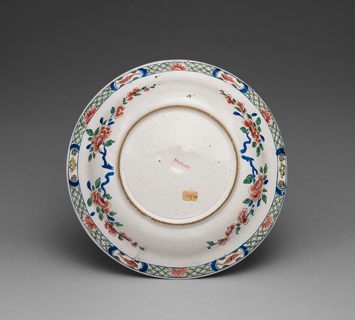 Dish, Belvedere Manufactory (Warsaw, Poland, ca. 1770–1780s), Tin-glazed earthenware, Polish, Warsaw