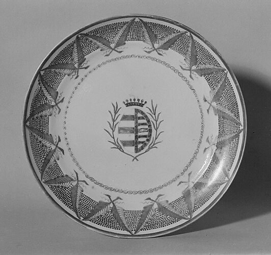 Plate (part of a service)