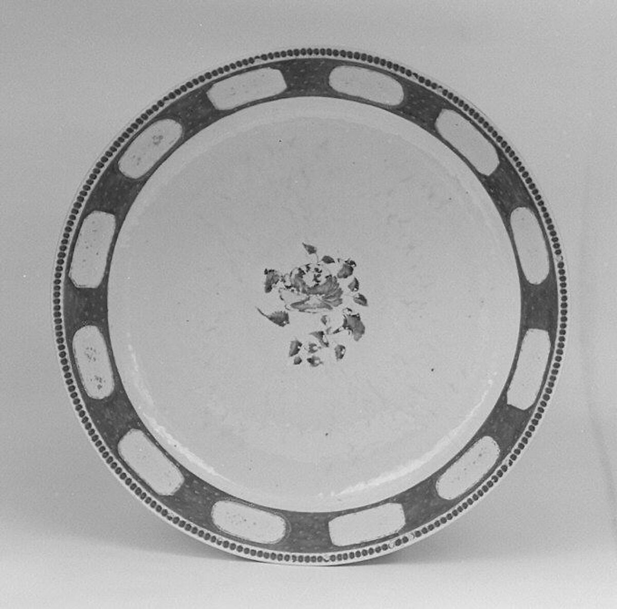 Chop plate, Hard-paste porcelain, Chinese, for European market 