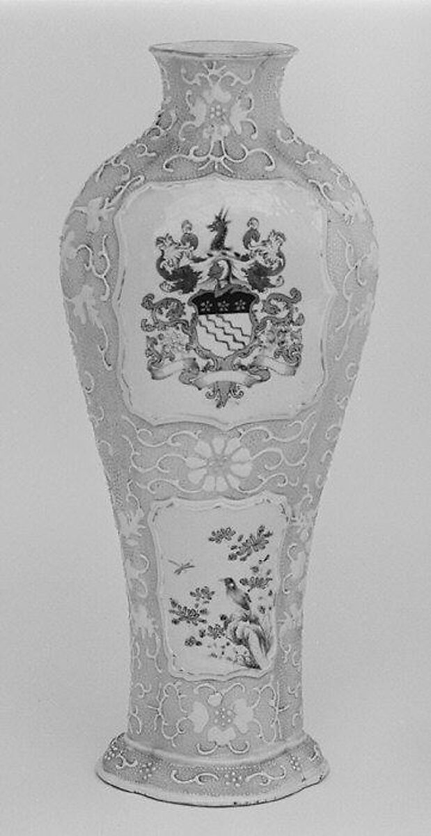 Vase (part of a garniture), Hard-paste porcelain, Chinese, for British market
