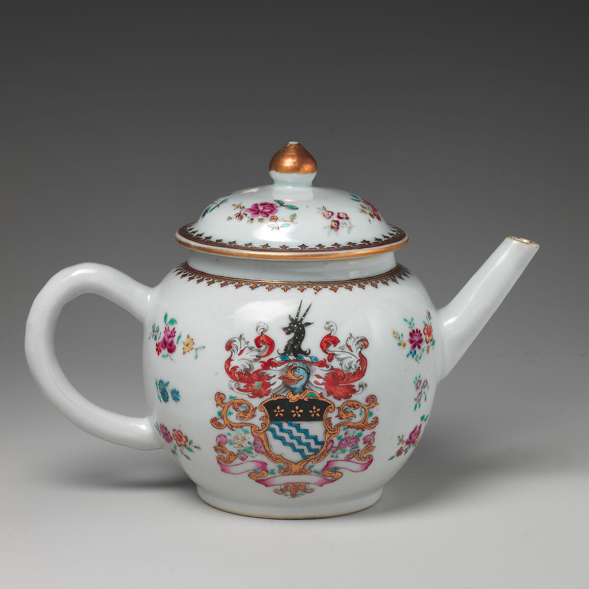 Teapot with armorial decoration (part of a service), Hard-paste porcelain with enamel decoration and gilding, Chinese, for British market 