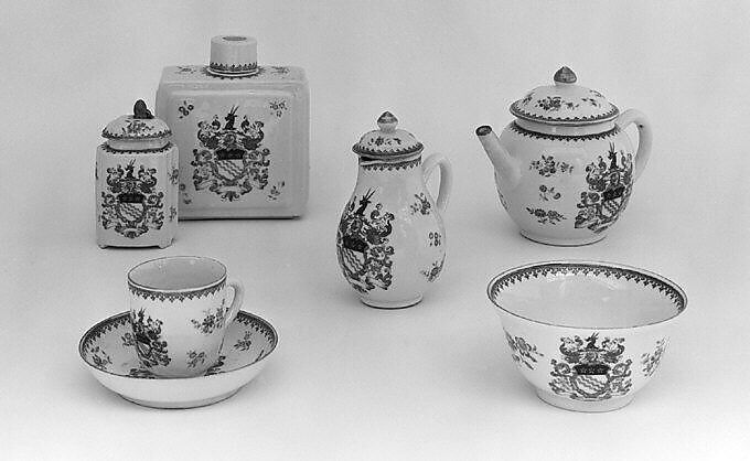 Cup (part of a service), Hard-paste porcelain, Chinese, for British market