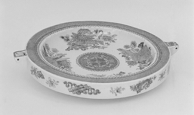 Hot water plate, Hard-paste porcelain, Chinese, probably for American market 