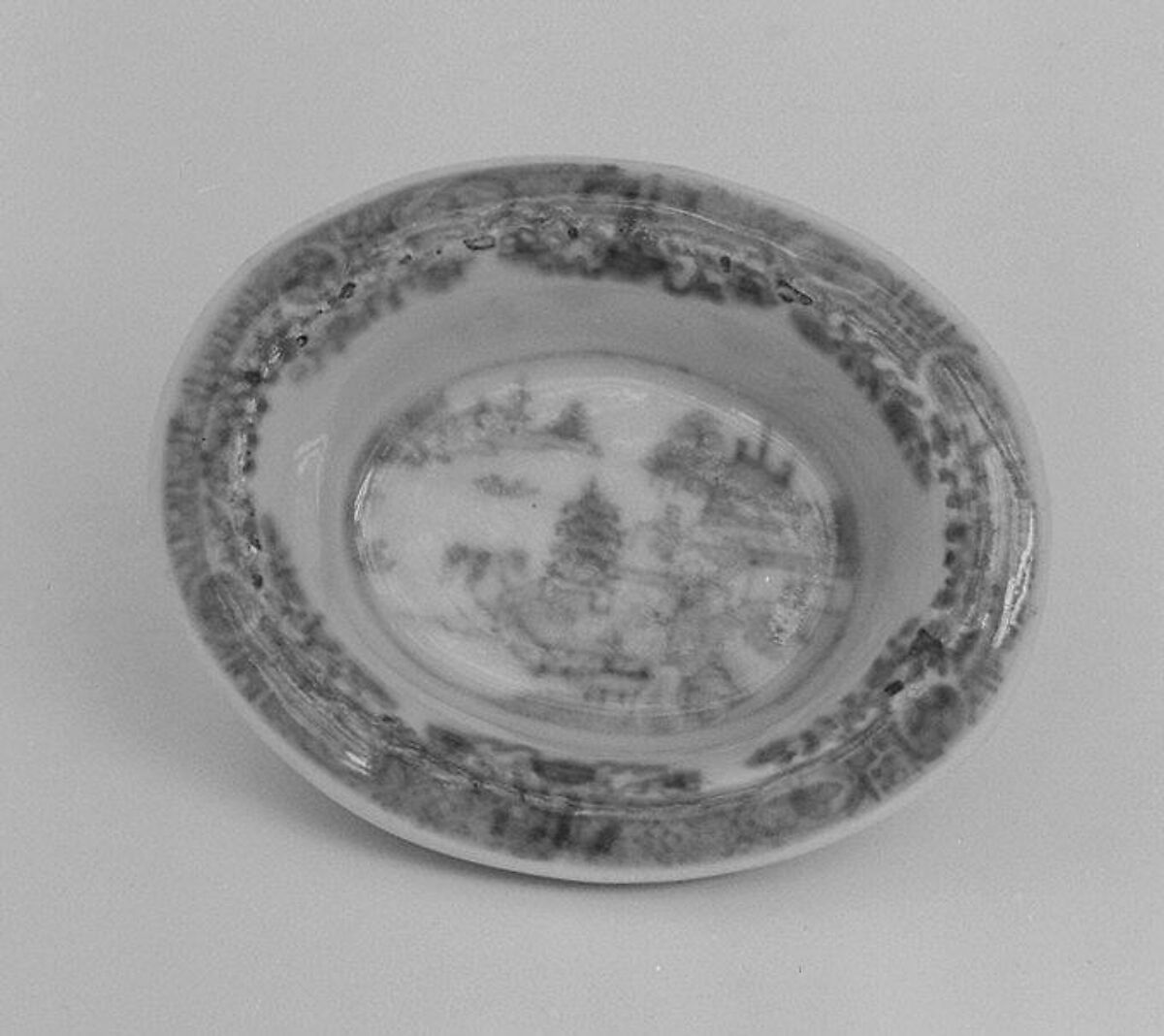 Salt dish, Hard-paste porcelain, Chinese, for British or American market 