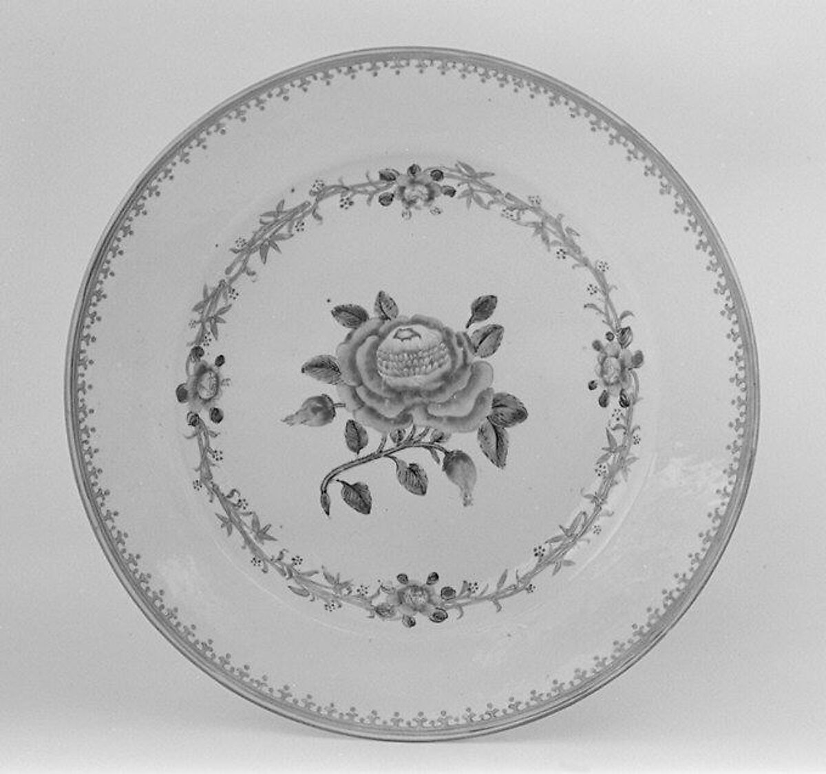 Plate (one of two), Hard-paste porcelain, Chinese, possibly for Continental European market 