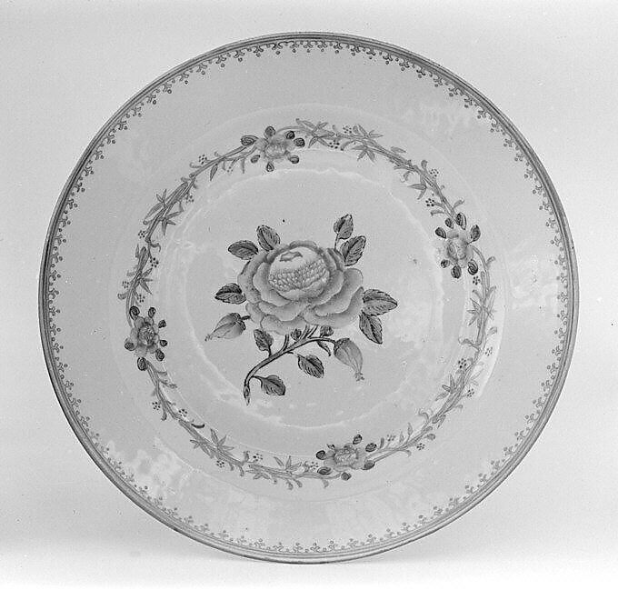 Plate (one of two), Hard-paste porcelain, Chinese, possibly for Continental European market 