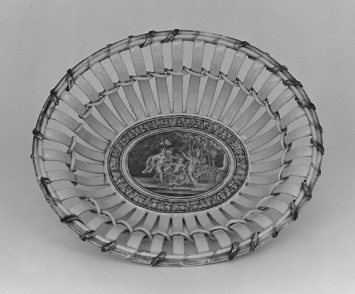 Basket (part of a set), Hard-paste porcelain, Chinese, for British market