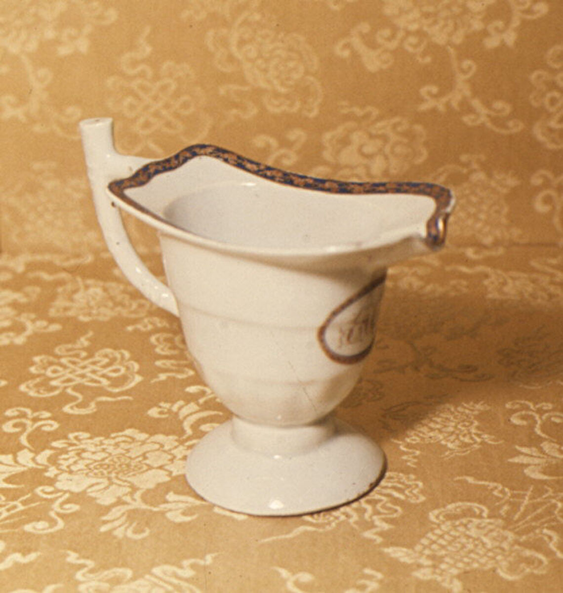 Creamer (part of a service), Hard-paste porcelain, Chinese, probably for British market