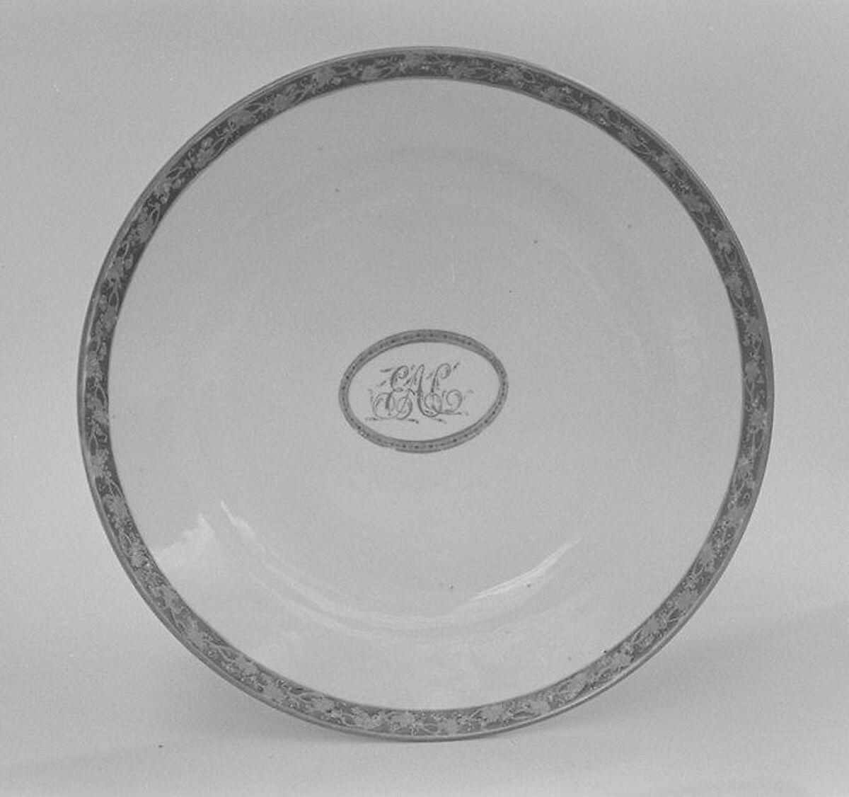 Plate (part of a service), Hard-paste porcelain, Chinese, probably for British market 