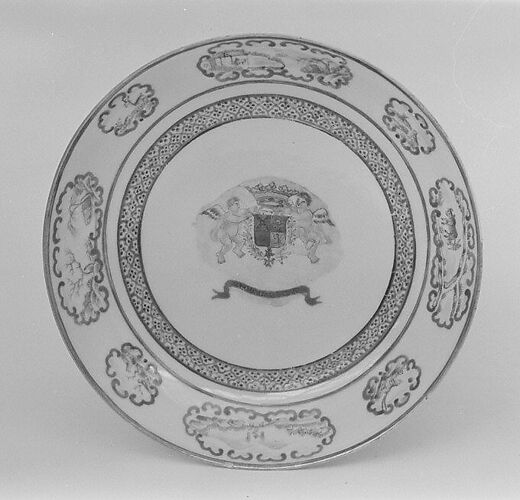 Saucer (part of a service)