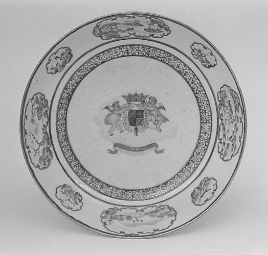 Saucer (part of a service)