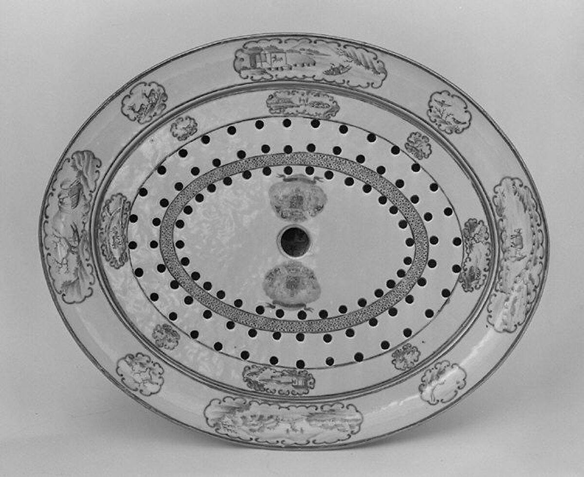 Platter with rack (part of a service), Hard-paste porcelain, Chinese, for Portuguese market