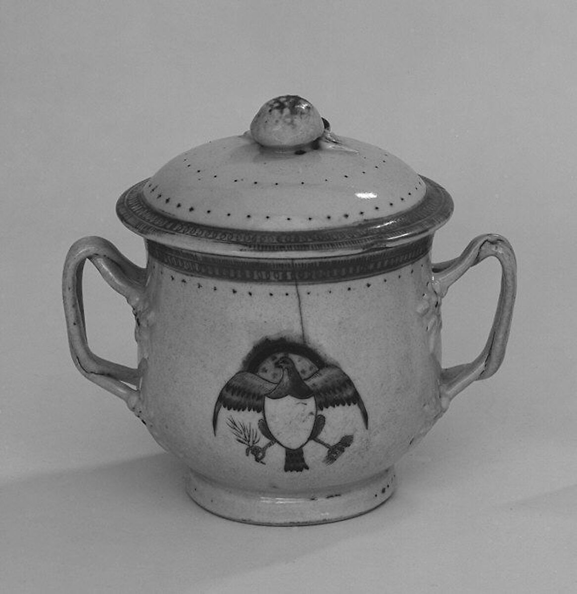 Sugar bowl with cover (part of a service), Hard-paste porcelain, Chinese, for American market 
