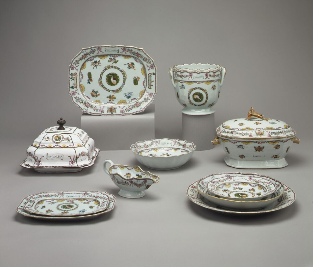 Bowl (part of a service), Hard-paste porcelain, Chinese, for Portuguese market