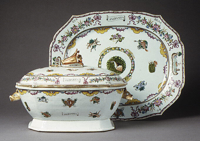 Tureen with cover (part of a service), Hard-paste porcelain, Chinese, for Portuguese market