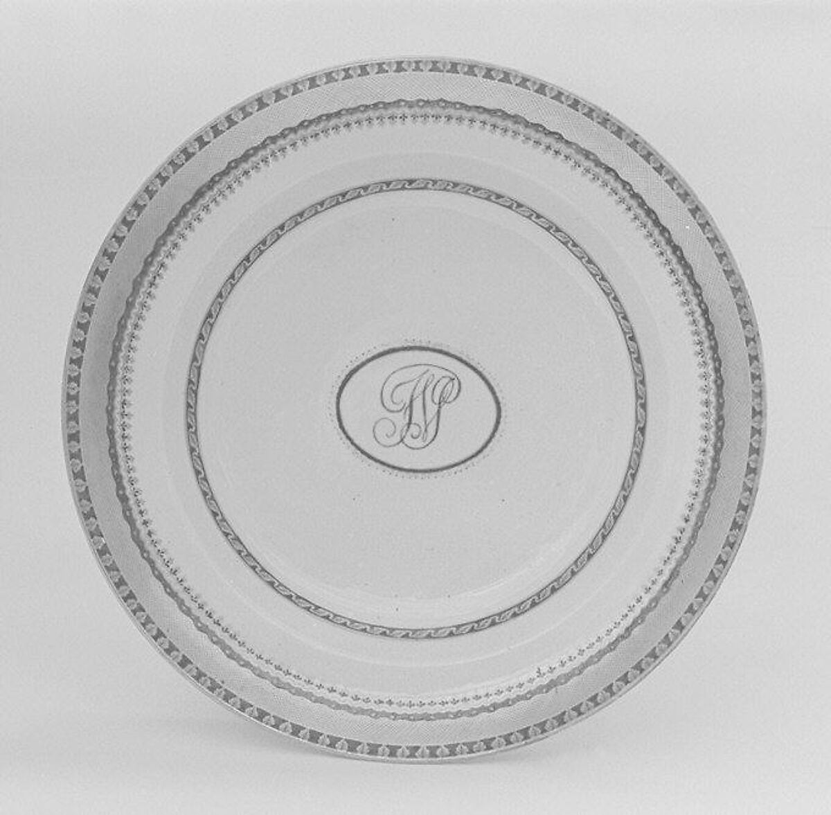 Soup plate (part of a service), Hard-paste porcelain, Chinese, for British market 