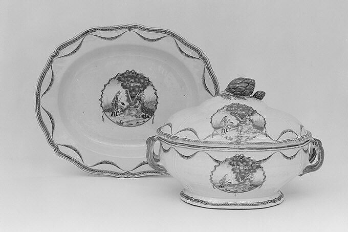 Platter (part of a service), Hard-paste porcelain, Chinese, for Continental European market