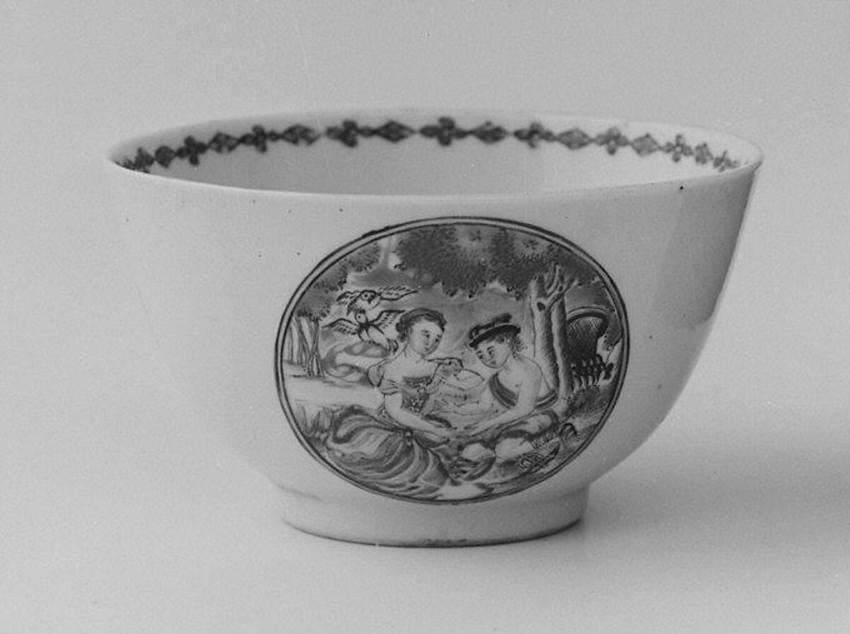 Tea cup (part of a service), Hard-paste porcelain, Chinese, for Continental European market 