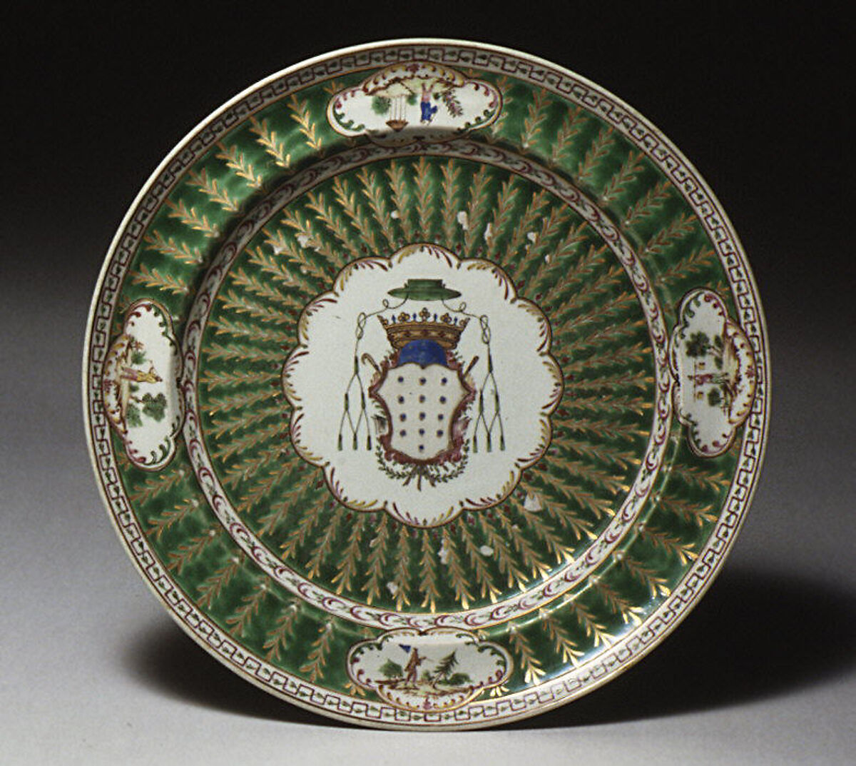 Chop plate, Hard-paste porcelain, Chinese, for Portuguese market 