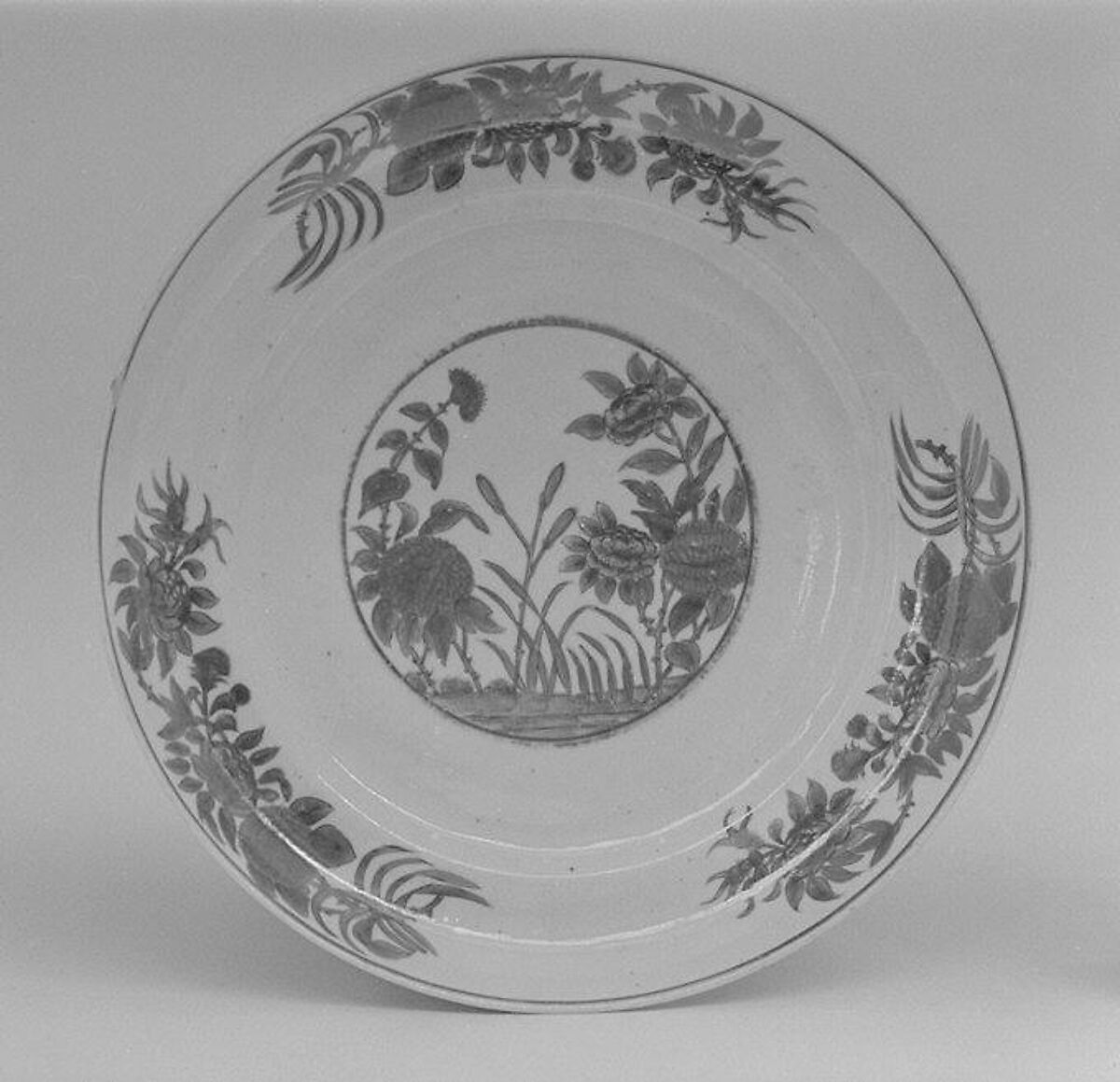 Plate, Hard-paste porcelain, Chinese, for European market 