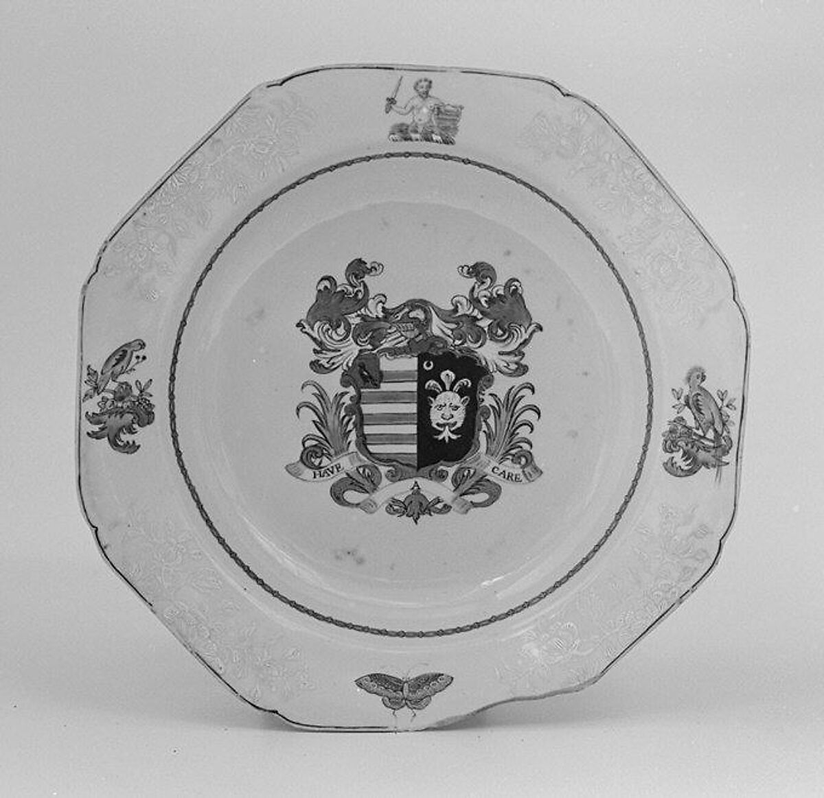 Soup plate, Hard-paste porcelain, Chinese, for British market 