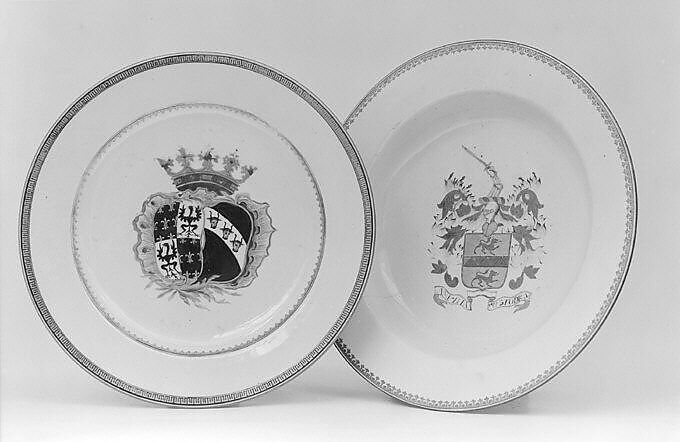 Dish, Hard-paste porcelain, Chinese, for Dutch market