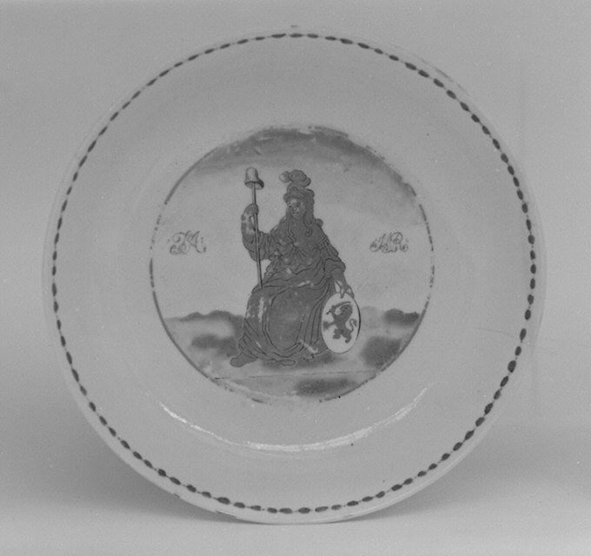 Saucer, Hard-paste porcelain, Chinese, for Dutch market 