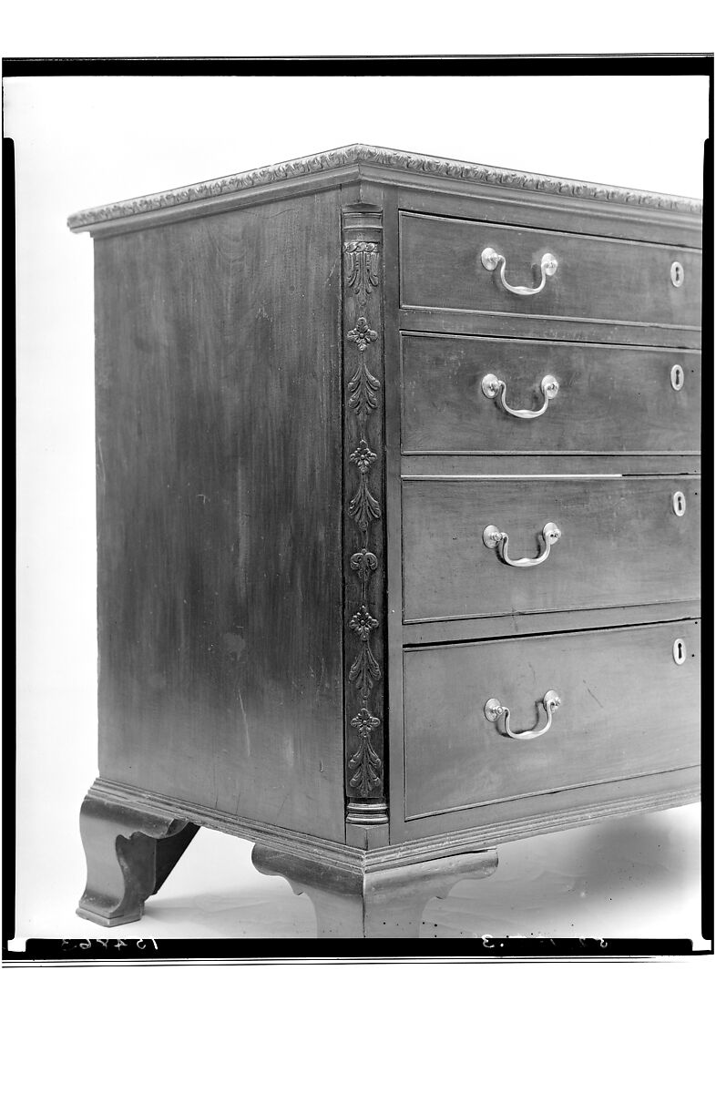 Chest of Drawers, Mahogany, tulip poplar, yellow pine, American