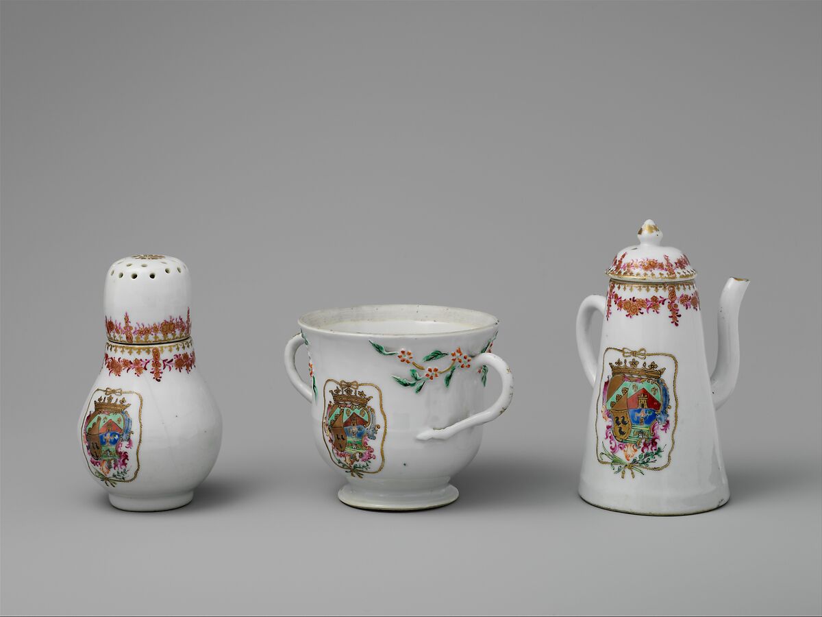Coffeepot (part of a service), Hard-paste porcelain, Chinese, for Spanish market