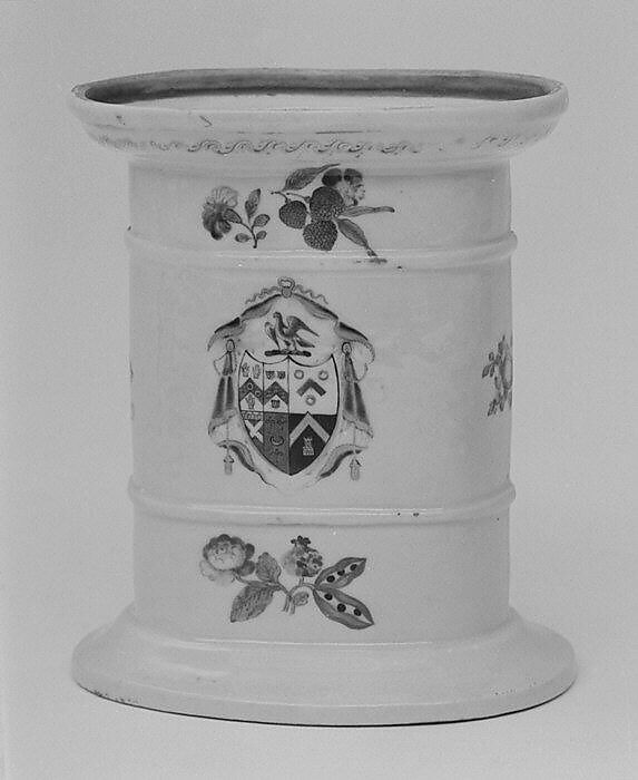 Pedestal, Hard-paste porcelain, Chinese, for British market 