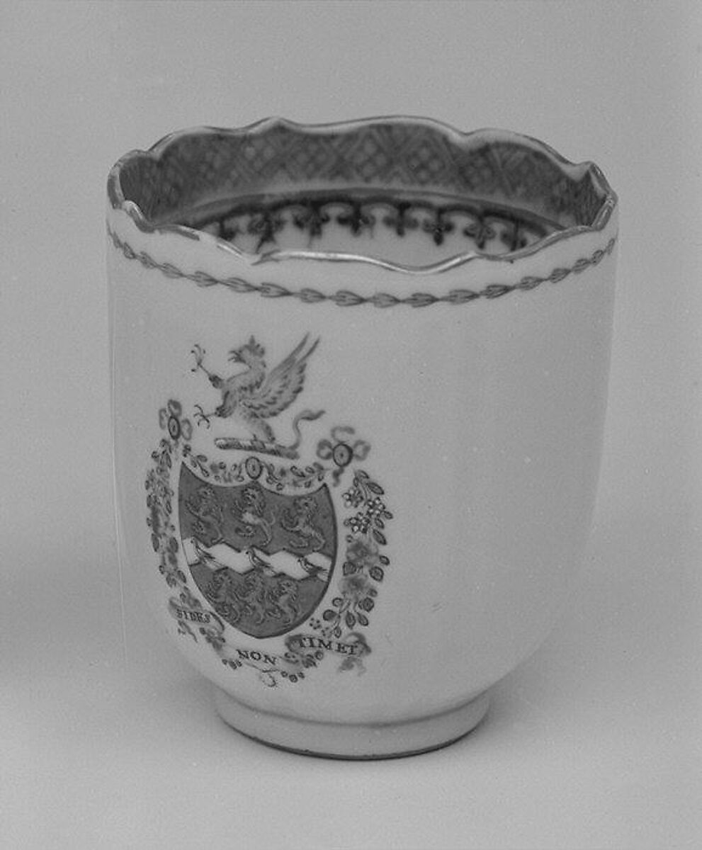 Cup (part of a service), Hard-paste porcelain, Chinese, for British market 