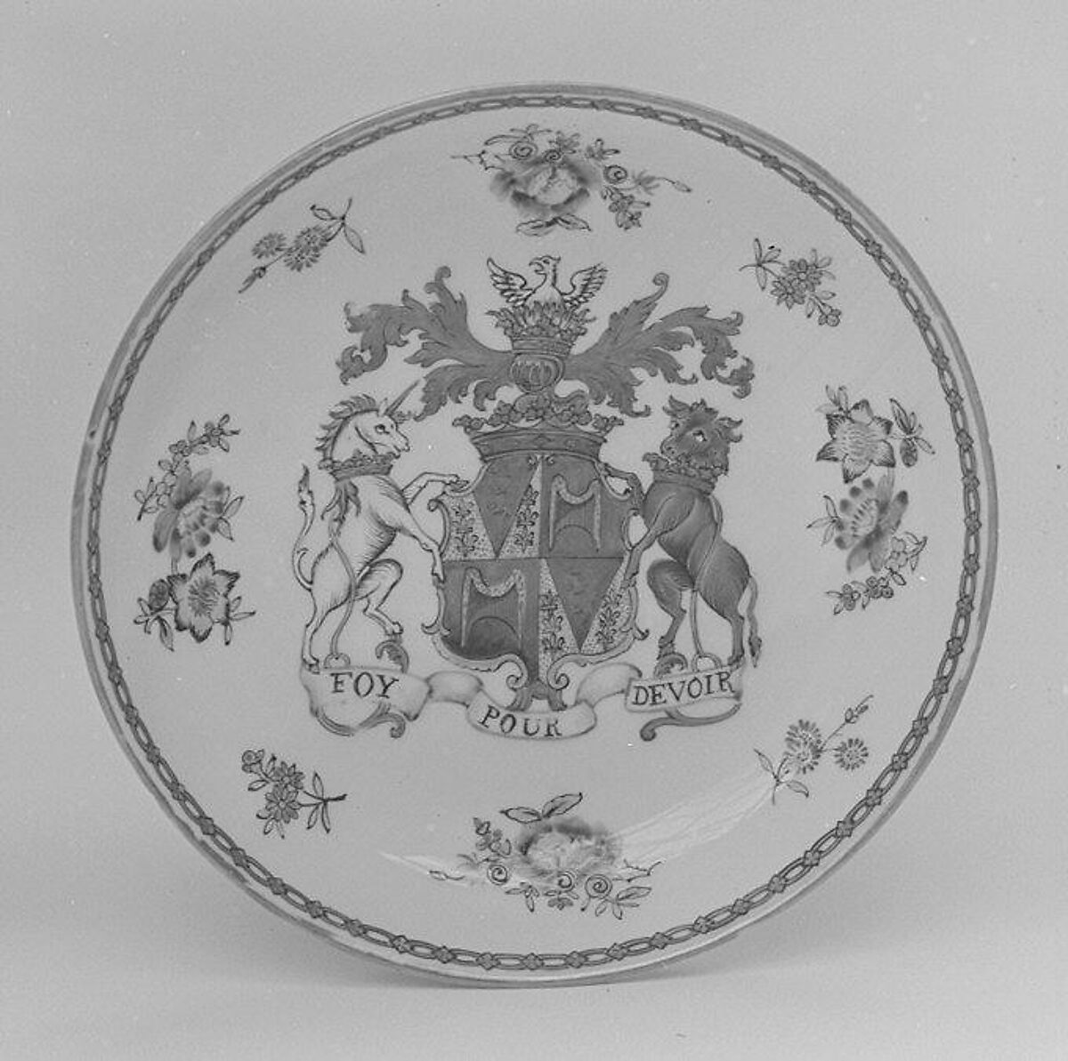 Saucer (part of a service), Hard-paste porcelain, Chinese, for British market 