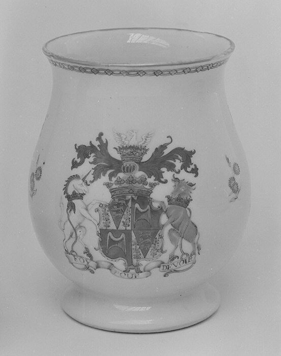 Mug (part of a service), Hard-paste porcelain, Chinese, for British market 
