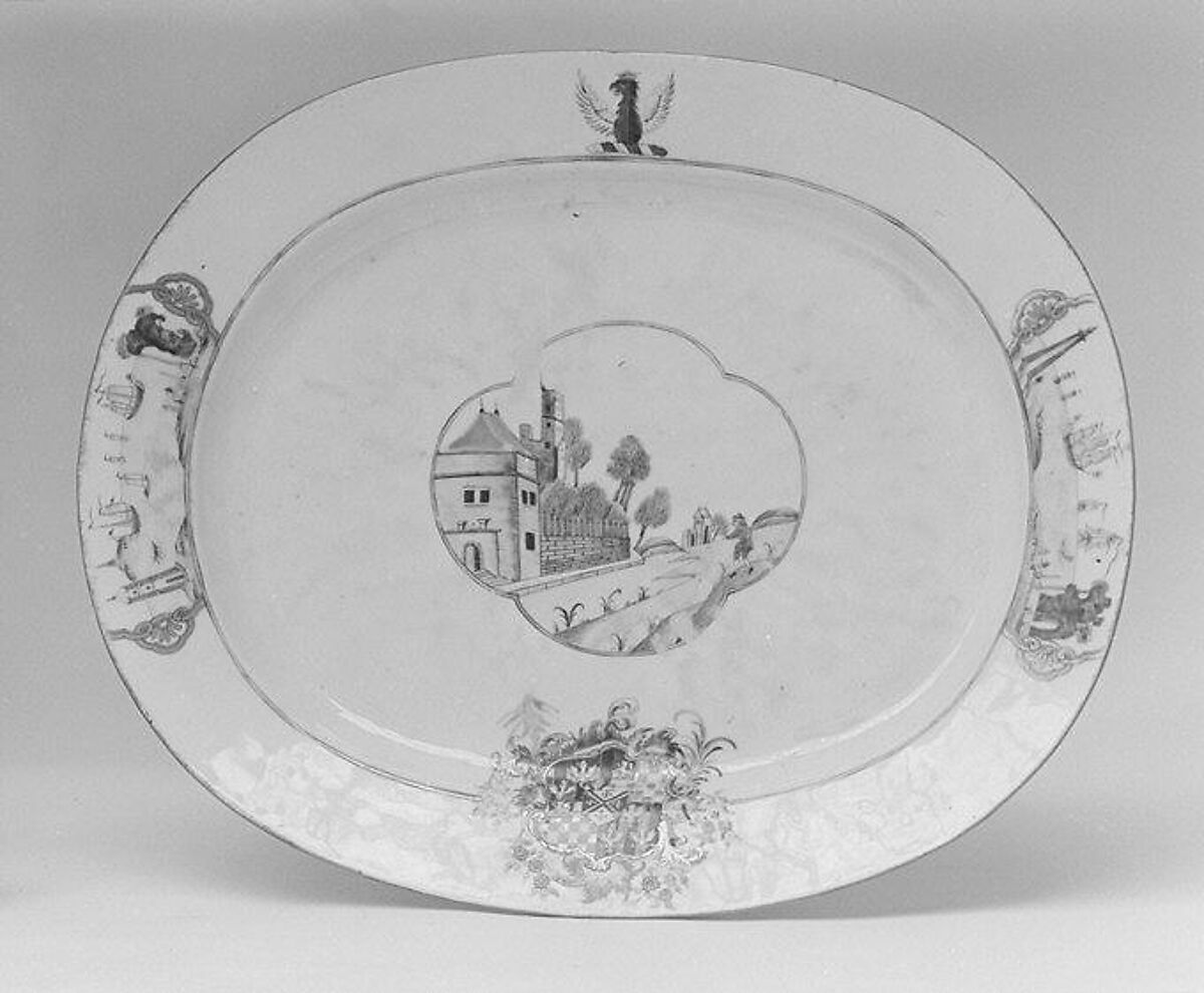 Platter, Hard-paste porcelain, Chinese, for British market 