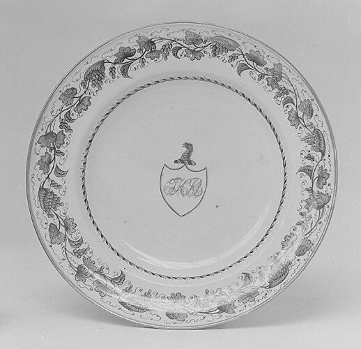 Soup dish (part of a service)
