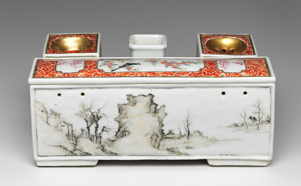 Inkstand, Hard-paste porcelain, Chinese, for European market