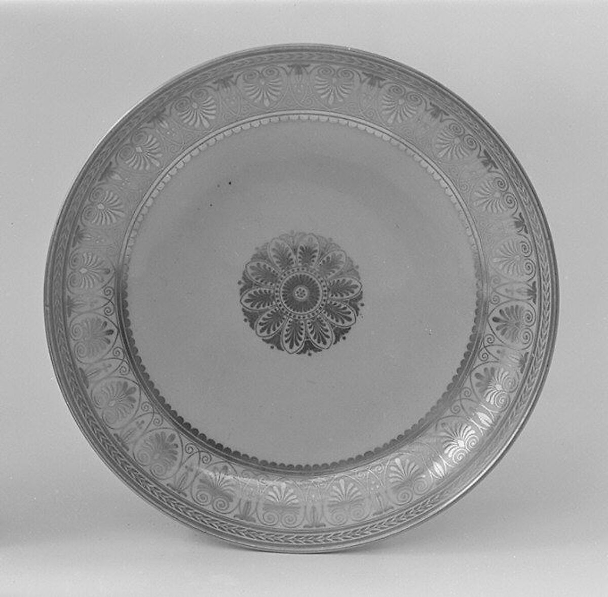 Saucer (part of a service), Sèvres Manufactory (French, 1740–present), Hard-paste porcelain, French, Sèvres 