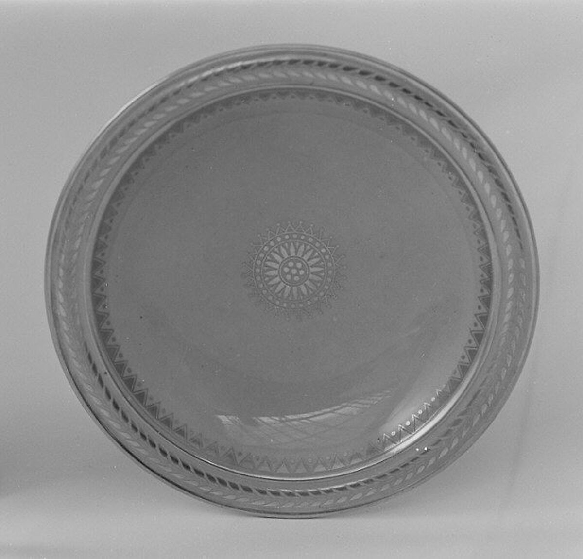 Dish (part of a service), Sèvres Manufactory (French, 1740–present), Hard-paste porcelain, French, Sèvres 
