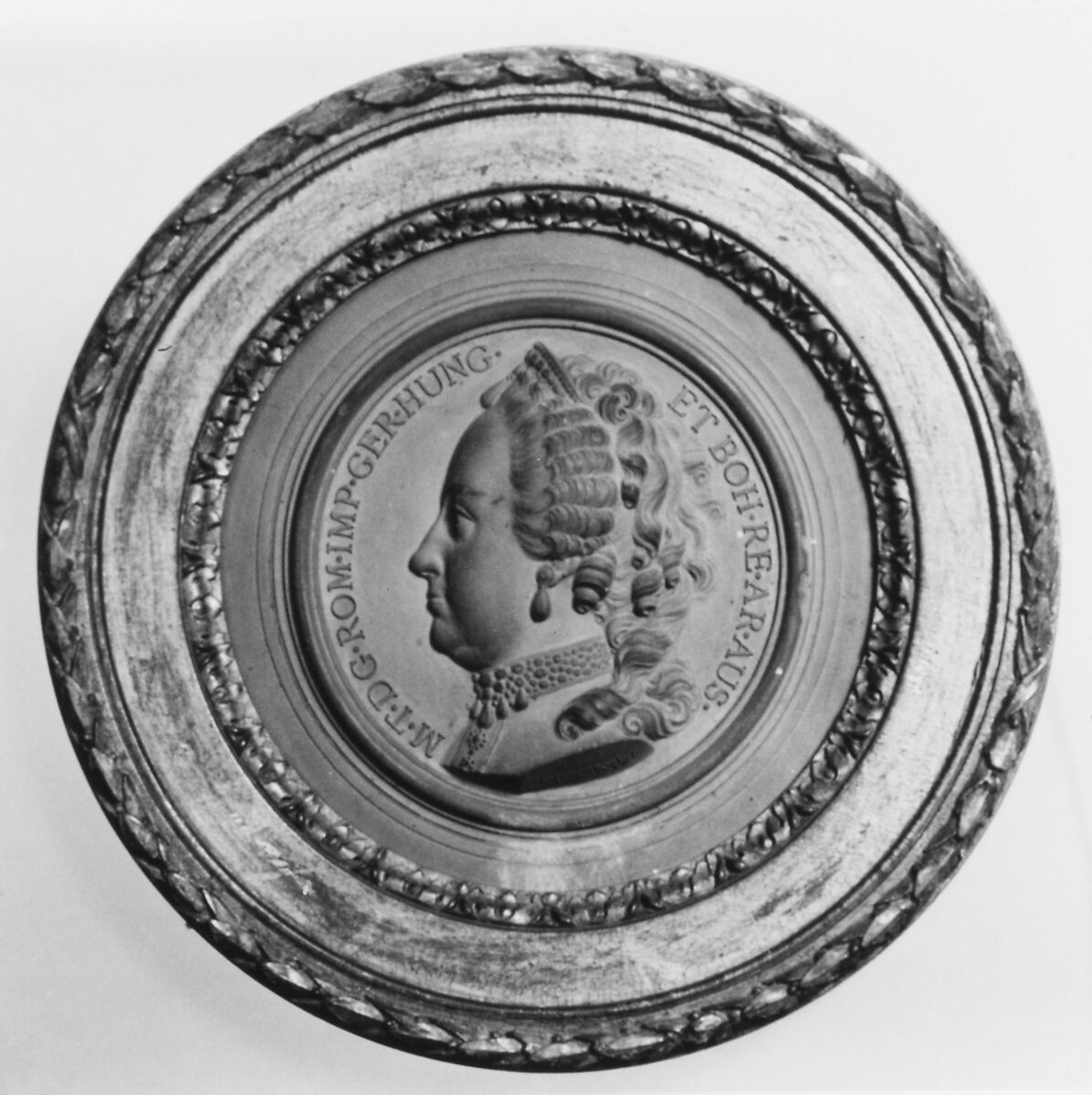 Empress Maria Theresa (1717–1780), Jean-Baptiste Nini (Italian, Urbino 1717–1786 Chaumont-sur-Loire), Medallion: cast terracotta (terre de Chaumont); frame: gilt wood, French, Chaumont-sur-Loire 