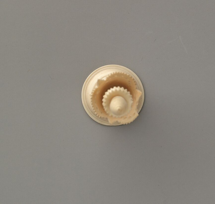 Chessmen (32), Ivory, ebony, German