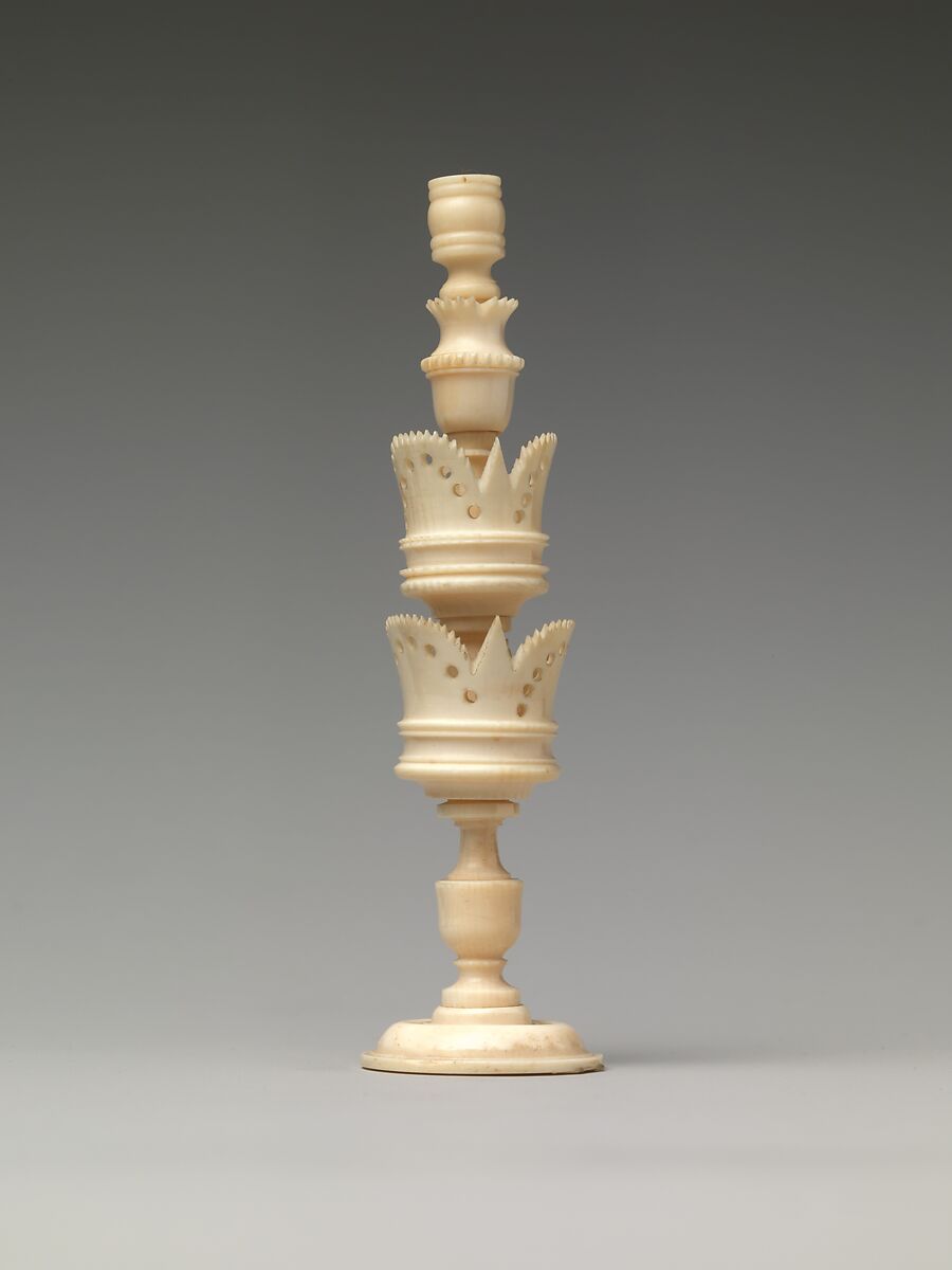 Chessmen (32), Ivory, ebony, German