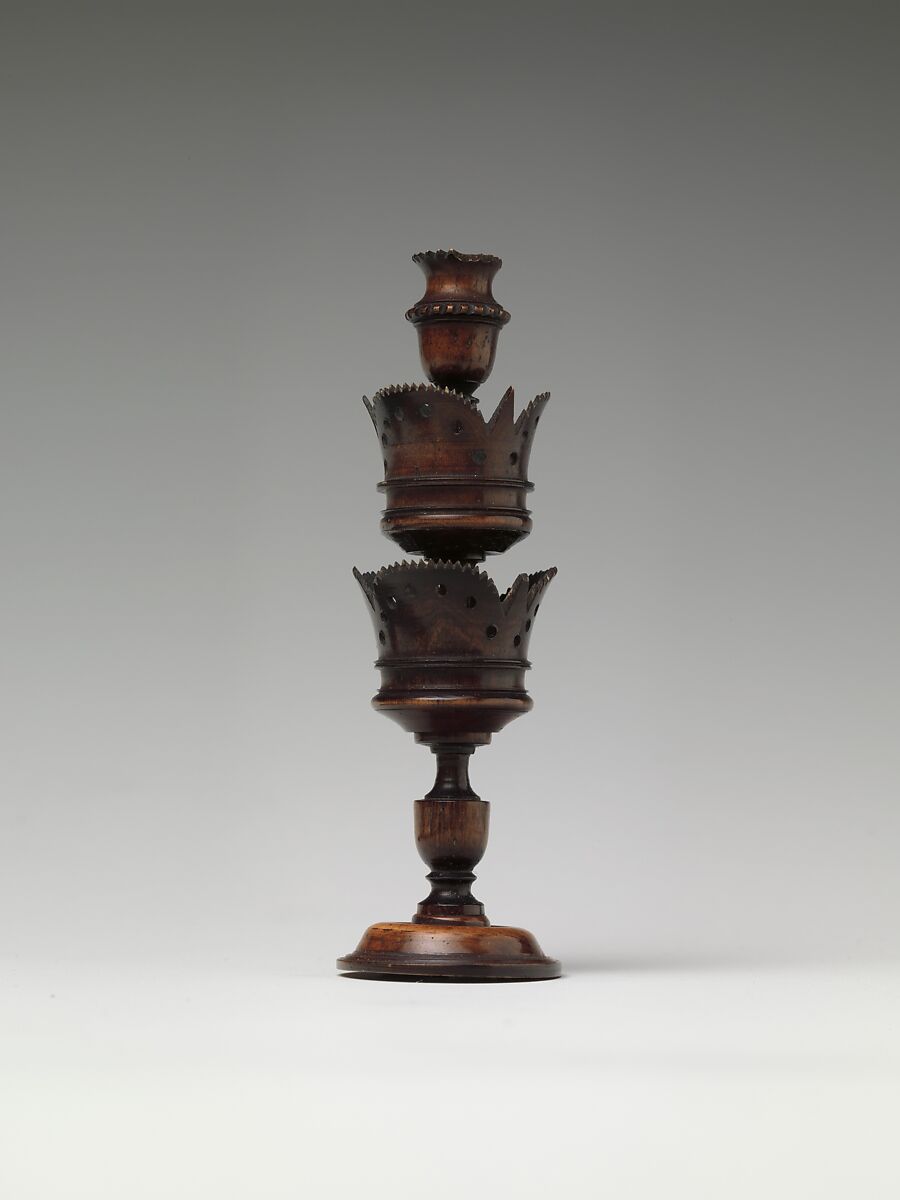 Chessmen (32), Ivory, ebony, German