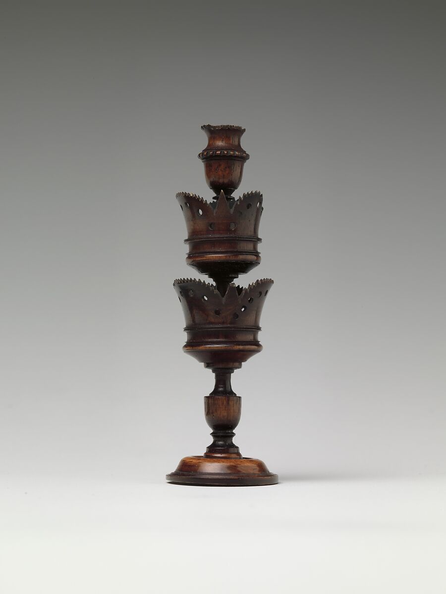 Chessmen (32), Ivory, ebony, German