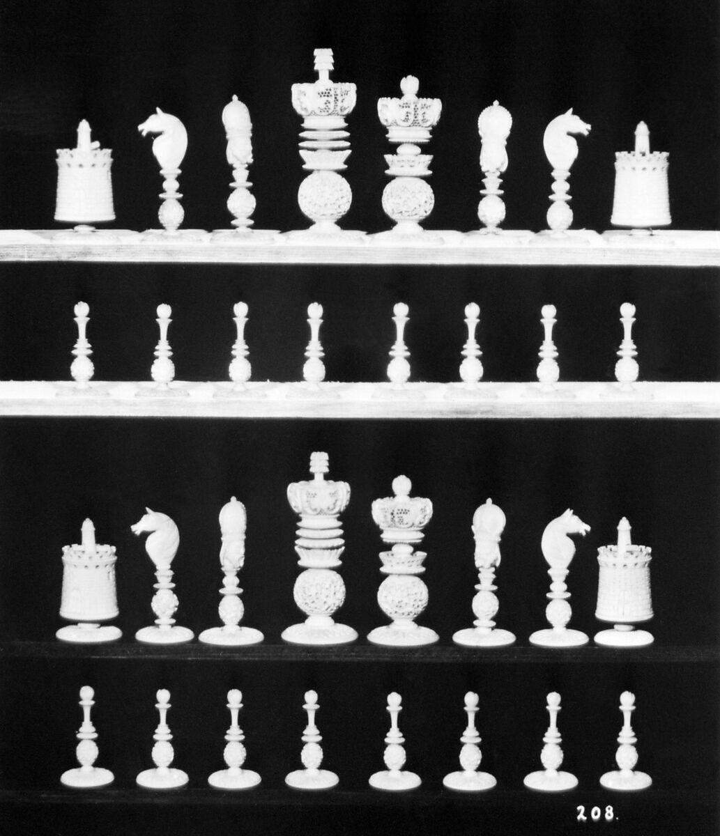 Chessmen (32), Ivory, Chinese 